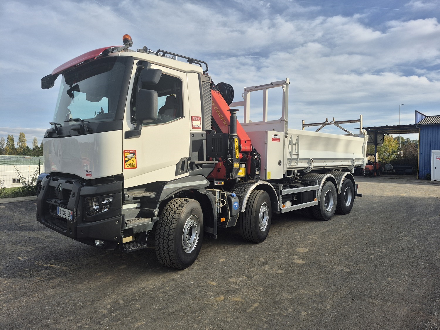 Camion benne 8x4 Bi benne
